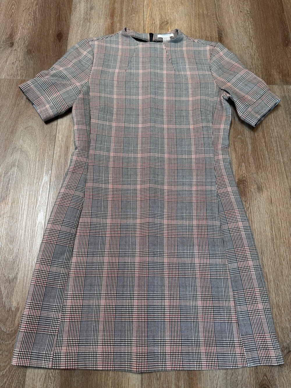 H&M Plaid Short-Sleeve Midi Dress in Brown and Black-8
